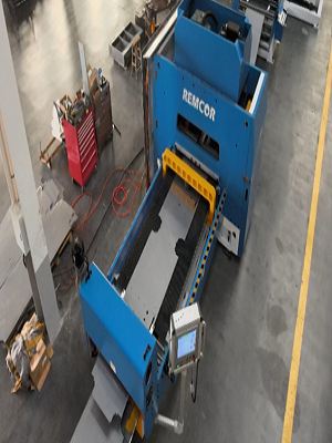 Brillantez automatizada: El futuro de la fabricación con máquinas de perforación de bobina