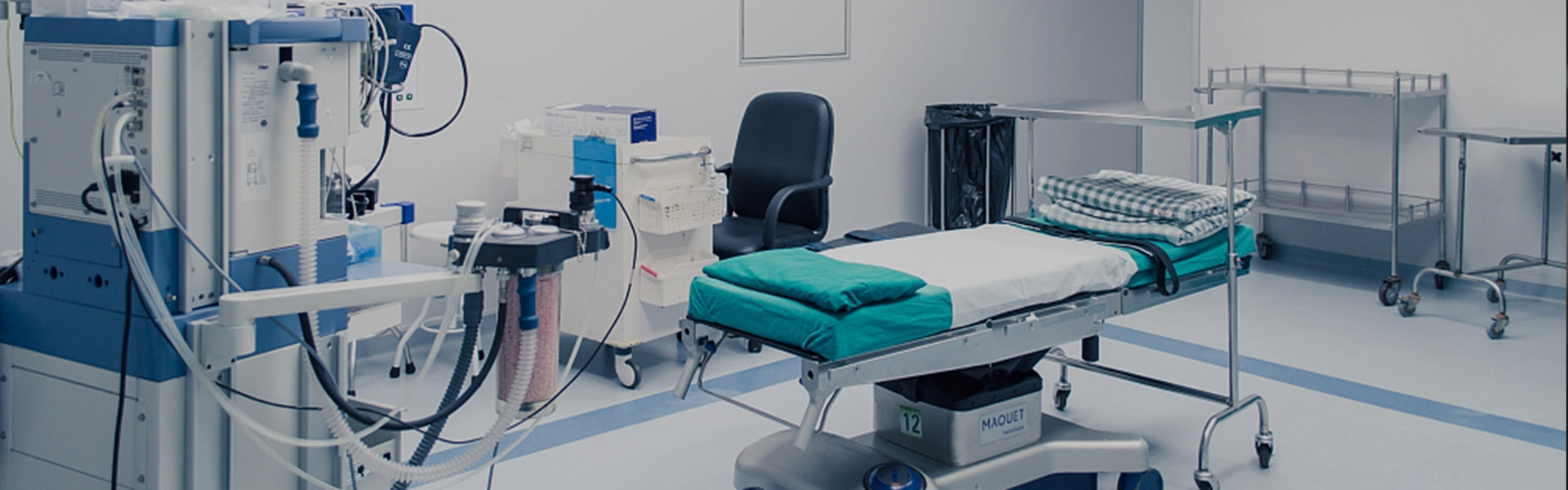 Máquina láser en instrumento médico